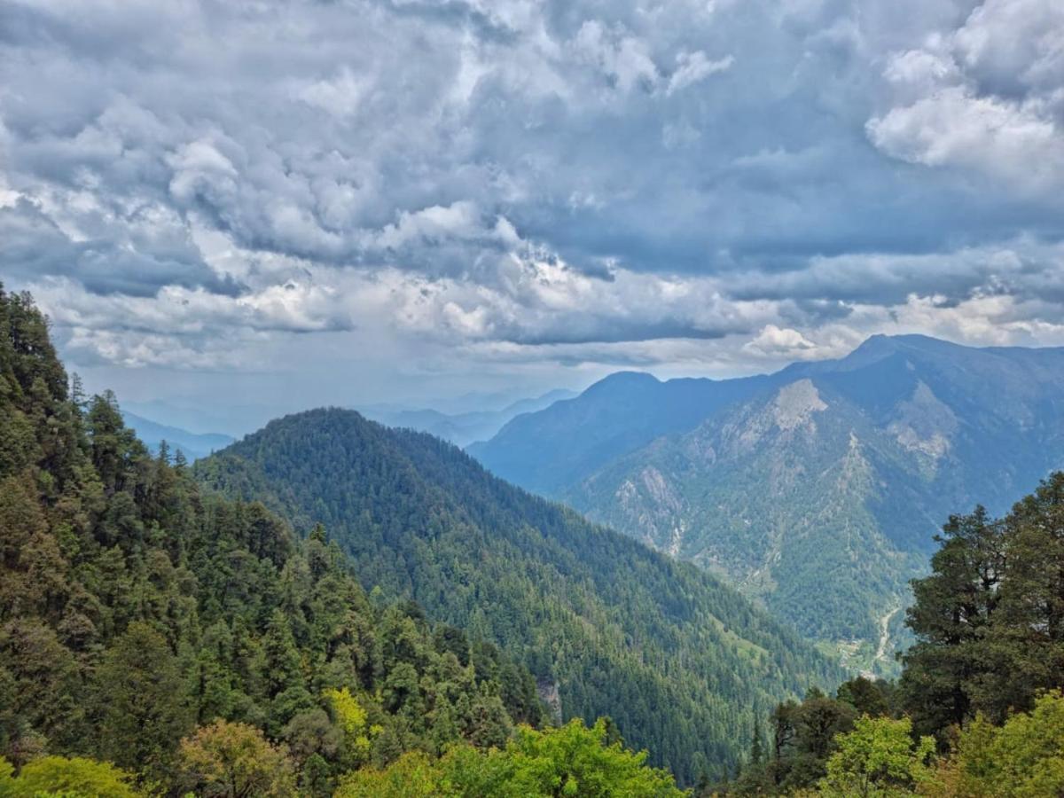 Ishan Log Huts-A Boutique Home Stay Banjār Екстериор снимка