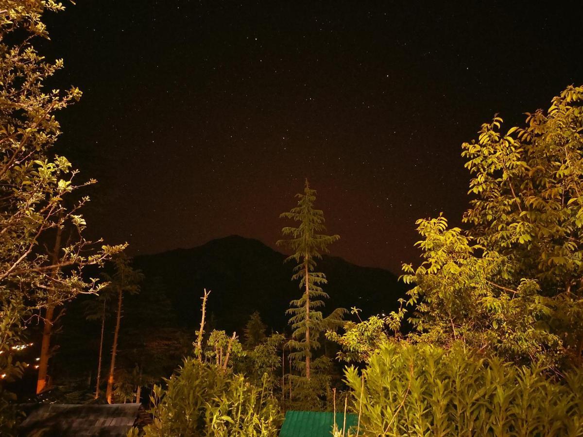 Ishan Log Huts-A Boutique Home Stay Banjār Екстериор снимка