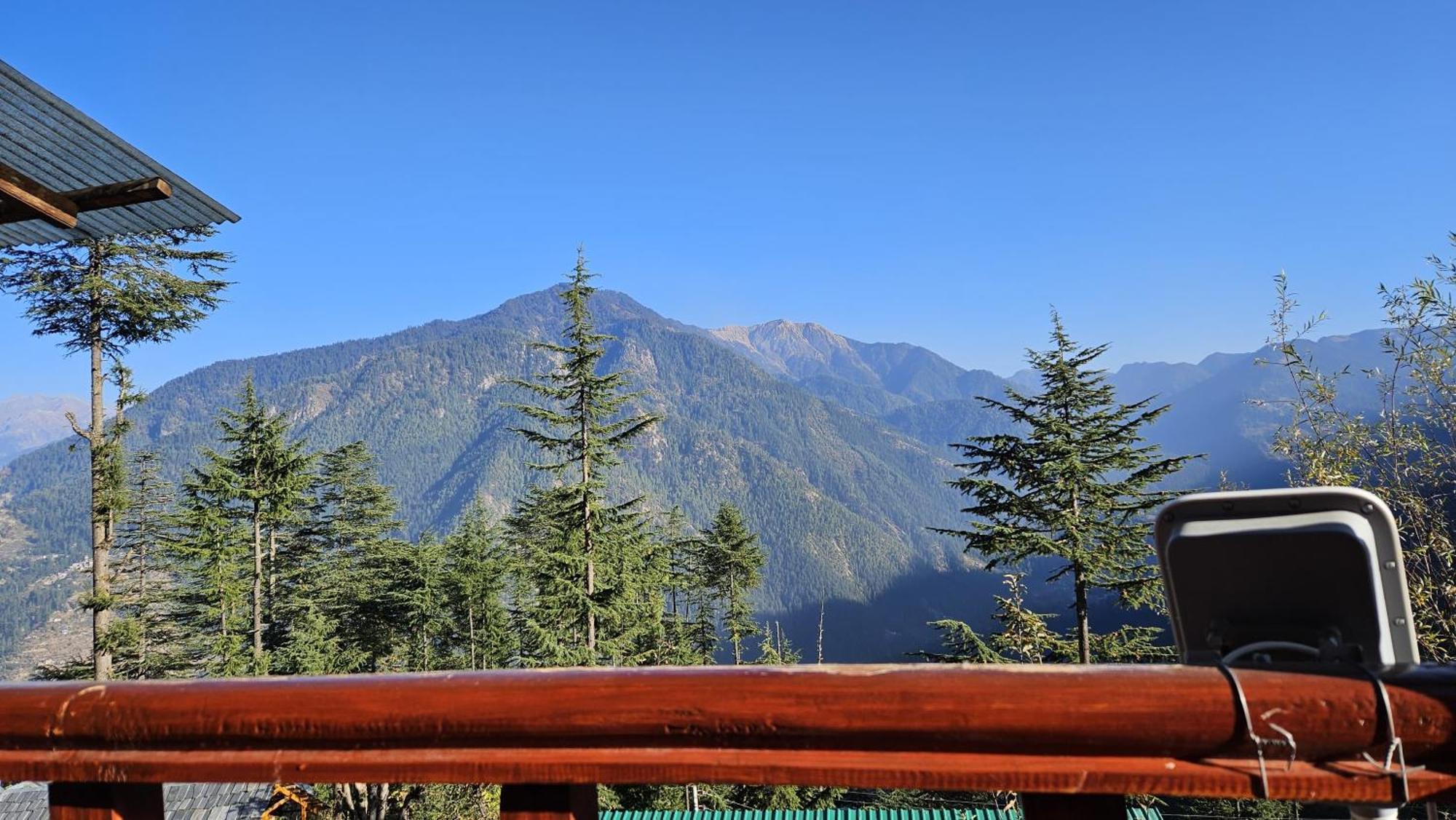 Ishan Log Huts-A Boutique Home Stay Banjār Екстериор снимка